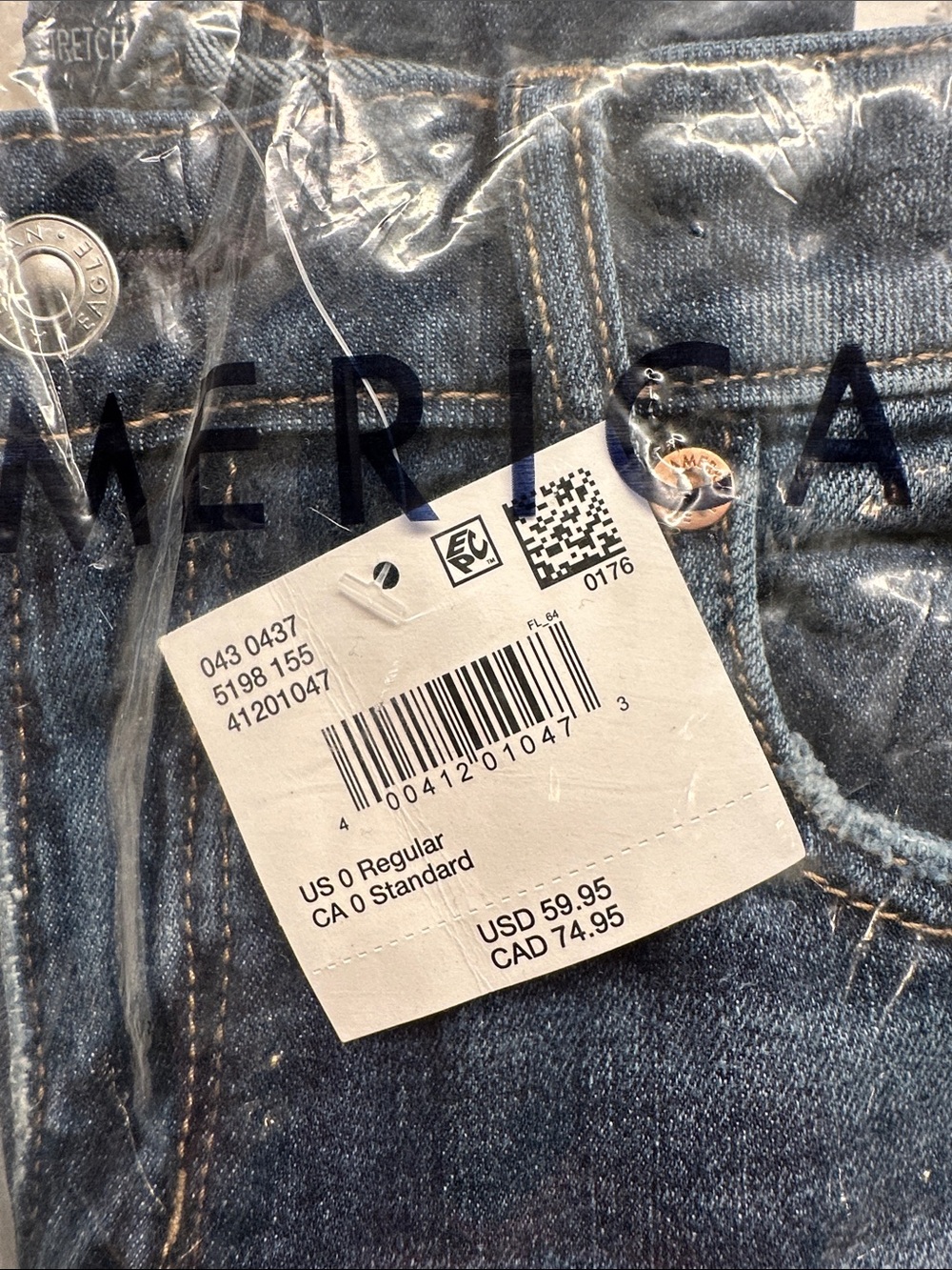 American Eagle Outfitters Dark Blue High-Rise Women’s Jeans. NWT. Dreamy Drape